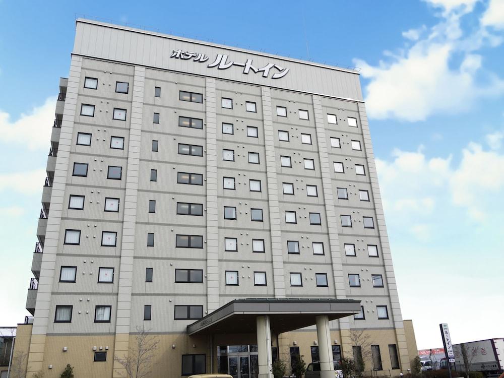 三条市站前路特酒店 外观 照片
