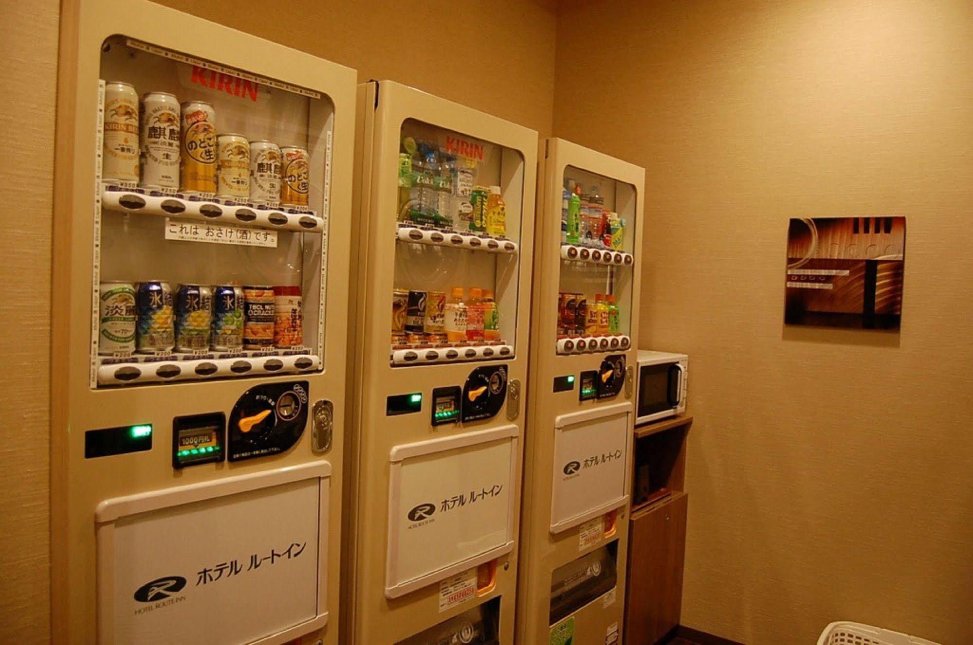 三条市站前路特酒店 外观 照片